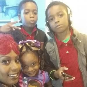 Meet your Posher, Tiara